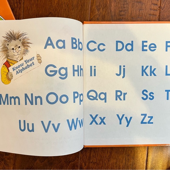 Kids Book Set - Green, Orange Covers - Picture 10 of 10